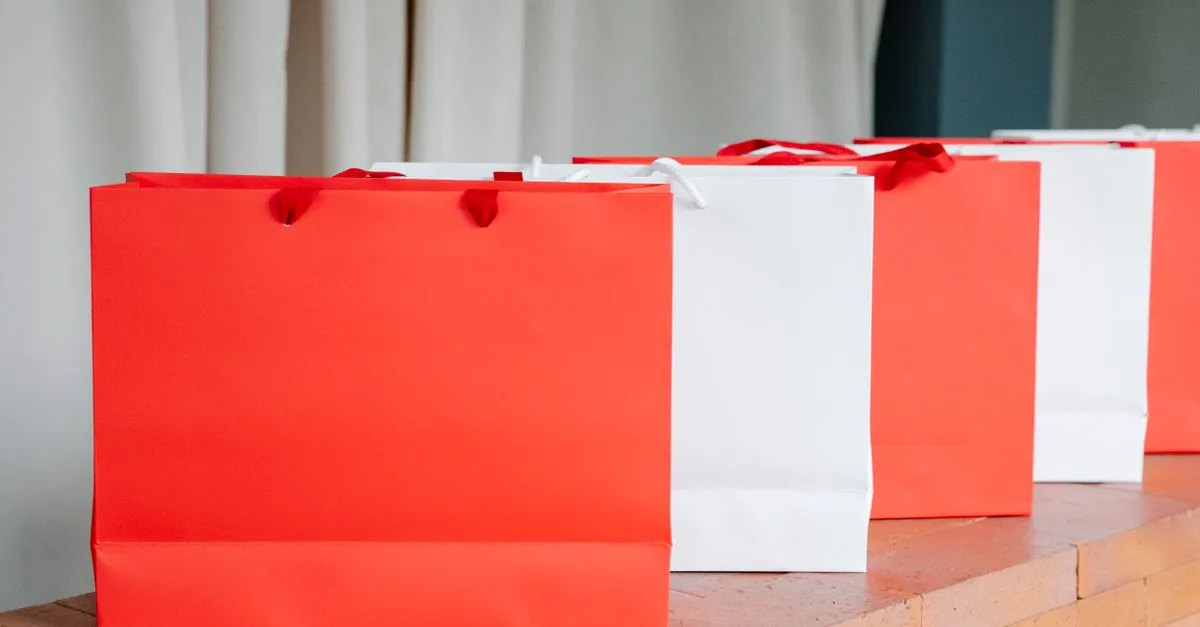 découvrez notre collection élégante de sacs alliant style et praticité, parfaits pour toutes vos occasions.