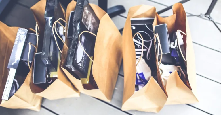 découvrez notre collection de sacs élégants et pratiques, adaptés à tous les styles et besoins. trouvez le sac parfait pour chaque occasion dès maintenant !