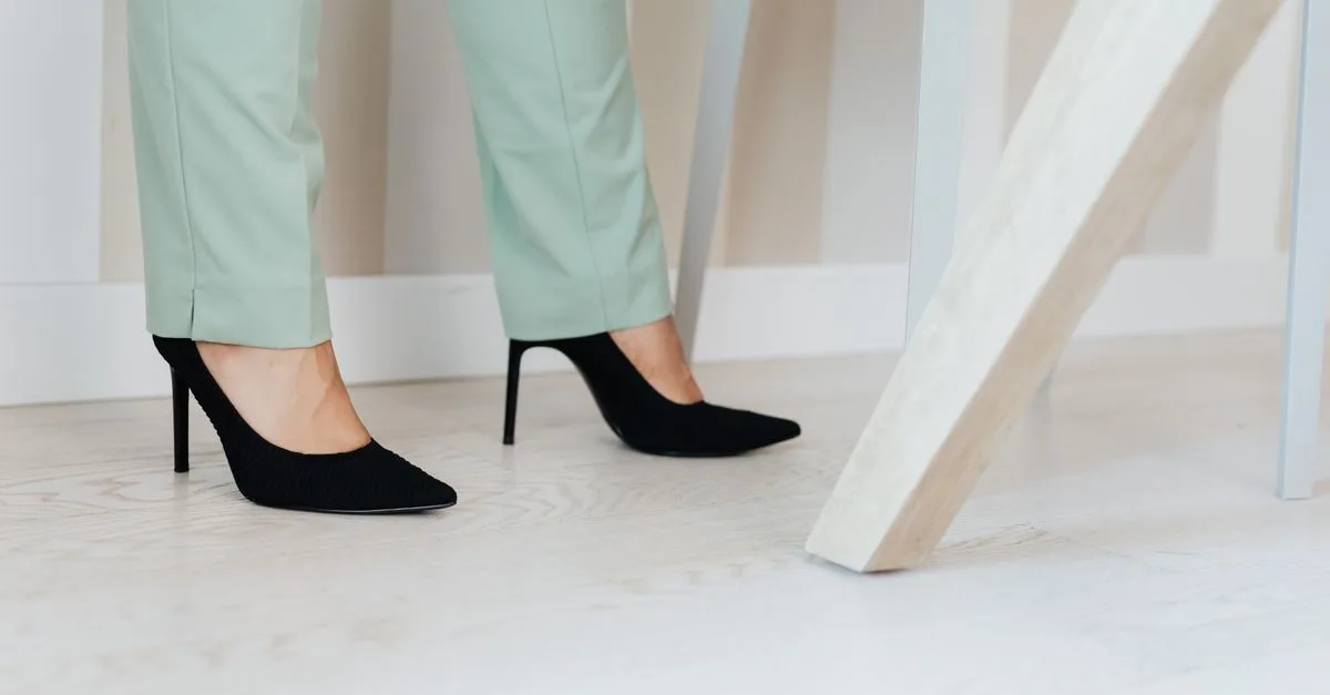 découvrez tout sur la hauteur des talons : conseils, styles et sélection pour choisir les talons parfaits adaptés à votre confort et votre élégance.