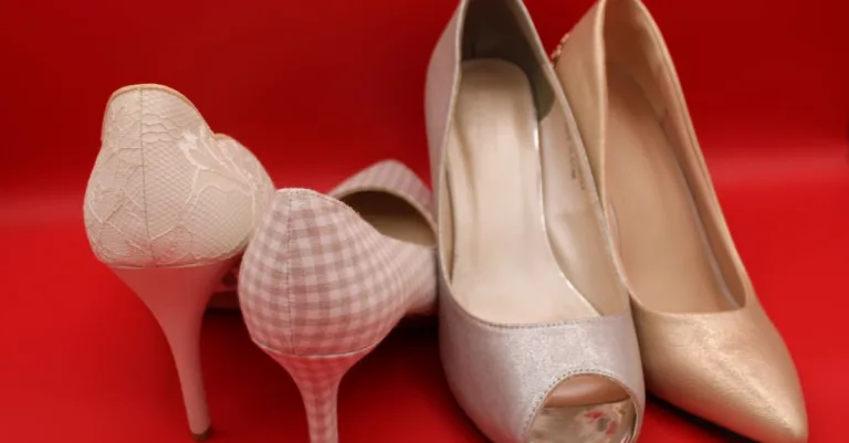 découvrez tout sur la hauteur des talons : conseils, styles et confort pour choisir la paire parfaite adaptée à vos besoins.