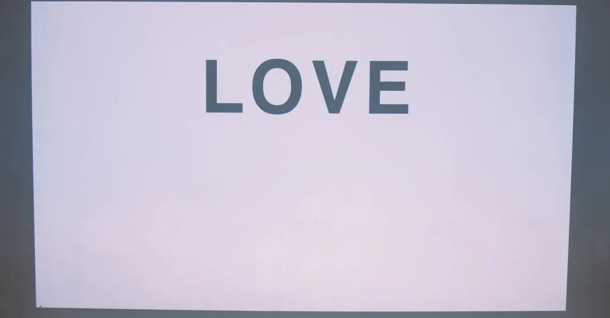 découvrez la signification du nombre 22 en amour : lien profond, équilibre et perspectives pour votre relation.