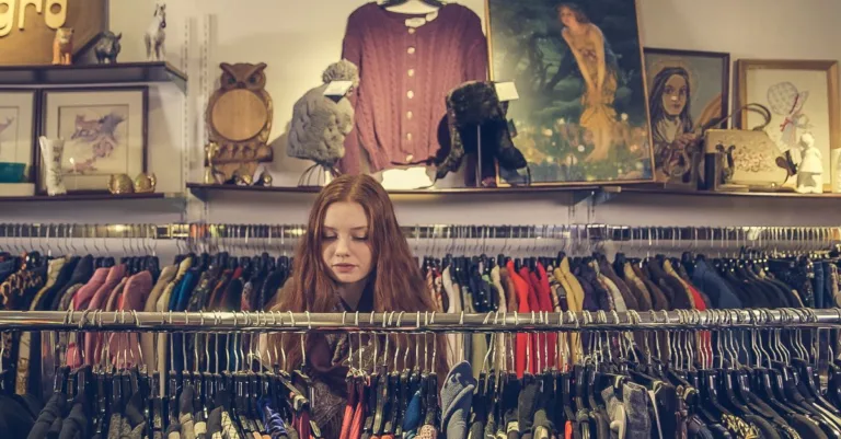 découvrez les prix d’olympa vintage store et explorez une sélection de vêtements vintage pour trouver des pièces uniques adaptées à votre budget.